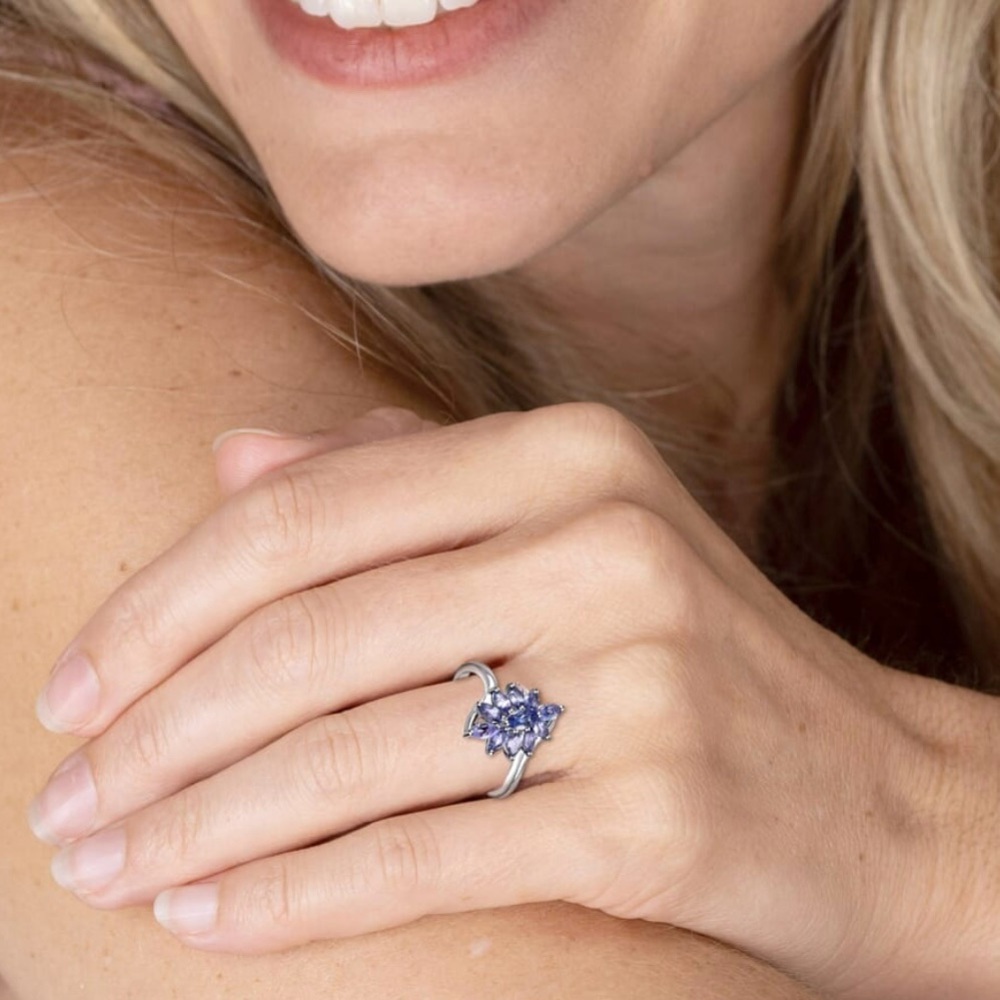 Natural Tanzanite Sterling and Platinum Elegant Purple Floral Jewelry Set - Picture 3 of 13